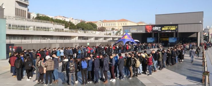 Dijital Eğlence ve Oyun Fuarı Gaming İstanbul ziyaretçi akınına uğradı