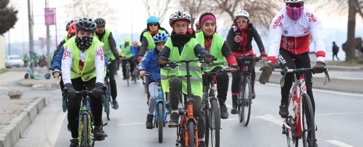 Yeşilay Spor Kulübü, sağlık için pedal çeviriyor