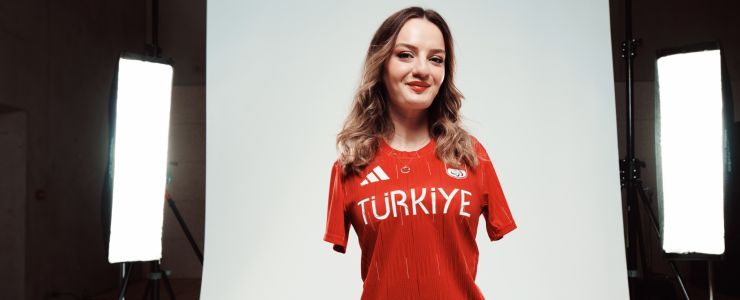  Sümeyye Boyacı, adidas ile Özgüveni Anlatıyor