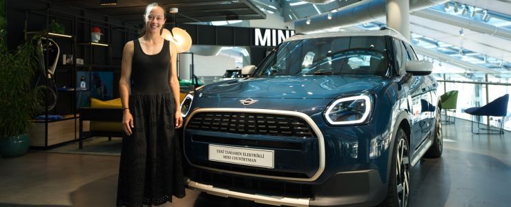 MINI, Türk Tenisinin Geleceği Zeynep Sönmez’i destekliyor