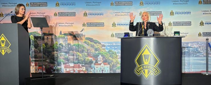 Nurten Öztürk'e “Yılın Sosyal Etki Lideri” Ödülü