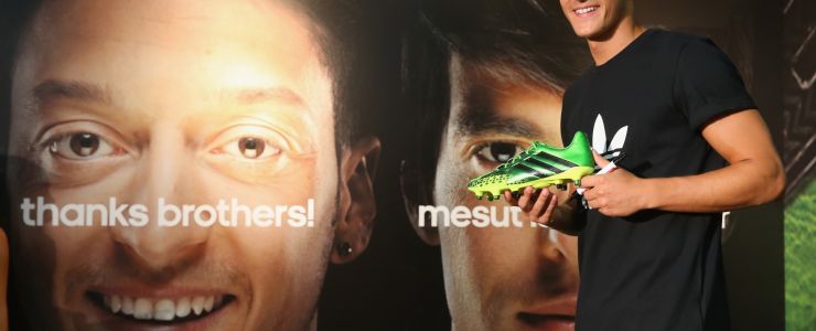 adidas'tan Mesut Özil kampanyası