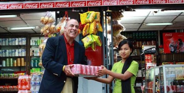 Coca Cola 60 yıldan sonra Myanmar'da