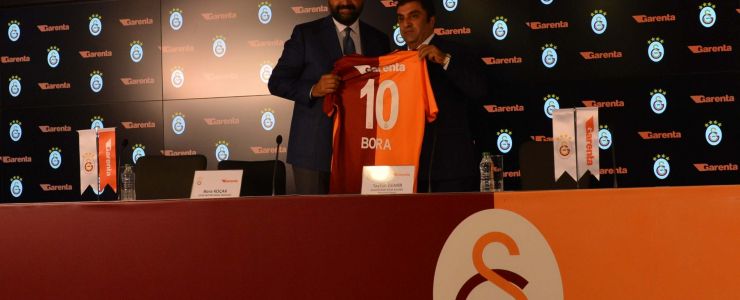 Galatasaray'ın forma sırt sponsoru Garenta oldu