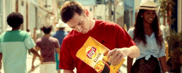 Lionel Messi, Lay’s’in reklam filminde Ayşe Teyze’yle buluştu