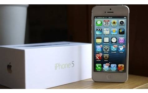 Samsung iPhone 5 için mahkemeye gidiyor