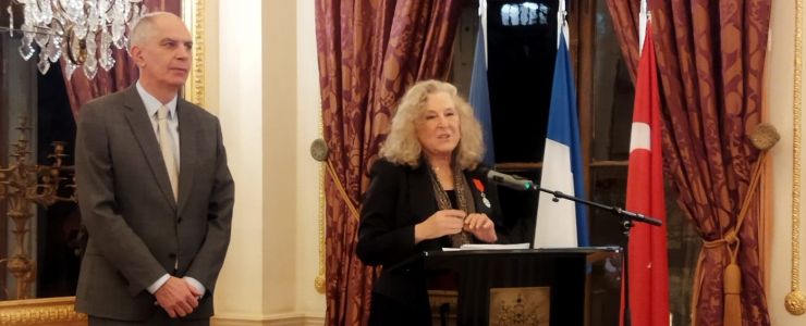 Sibel Asna’ya Fransa’dan Légion d’Honneur