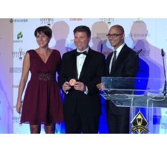 Shell & Turcas, Barselona’da düzenlenen törenle Uluslararası Stevıe Ödülü’nü aldı