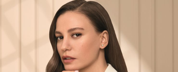 SERENAY SARIKAYA, L’ORÉAL PARİS TRUE MATCH’İN YENİ KAMPANYASINDA