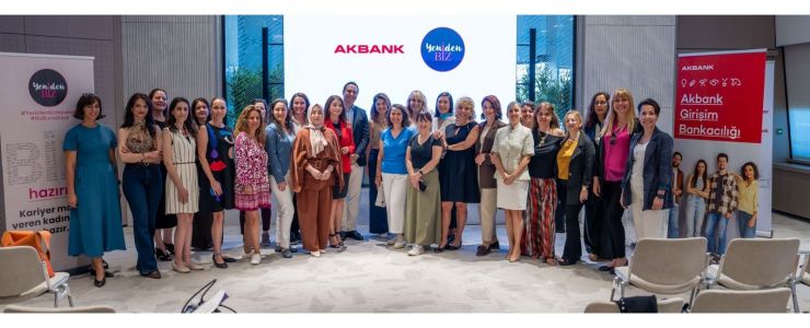 YenidenBiz Kadın Girişimci Okulu, İlk Mezunlarını Verdi