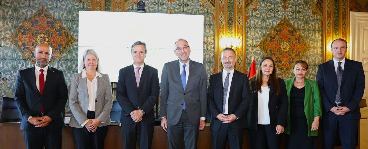 DHL ve İstanbul Üniversitesi e-ticaret profesyonellerini yetiştirecek